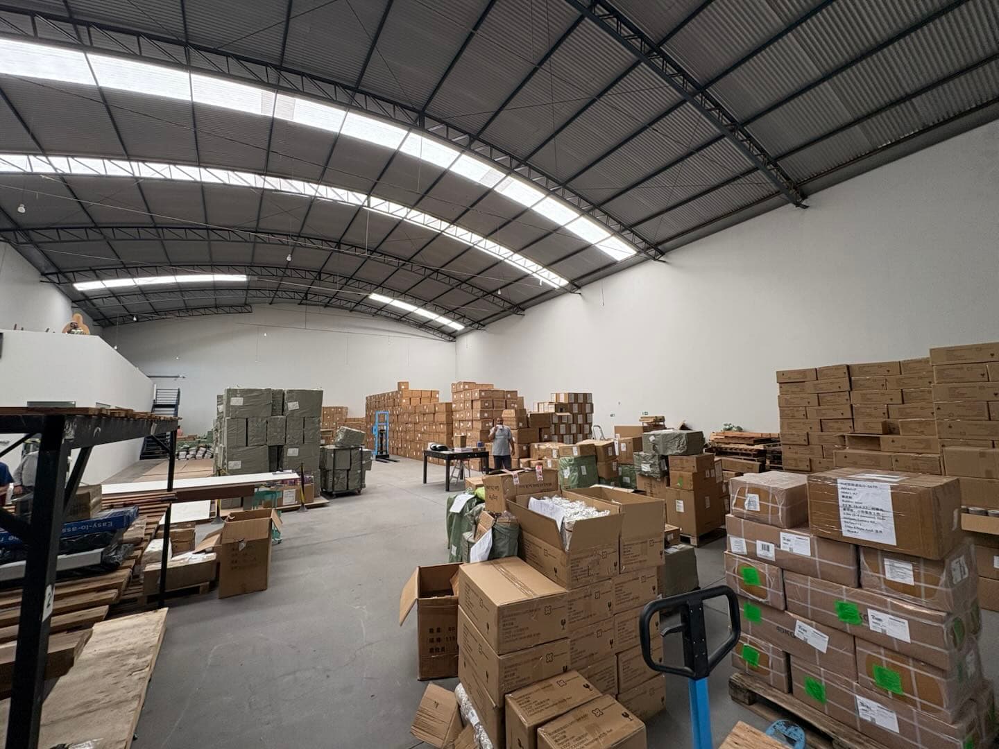Contexto real de armazenagem e preparação de pedidos